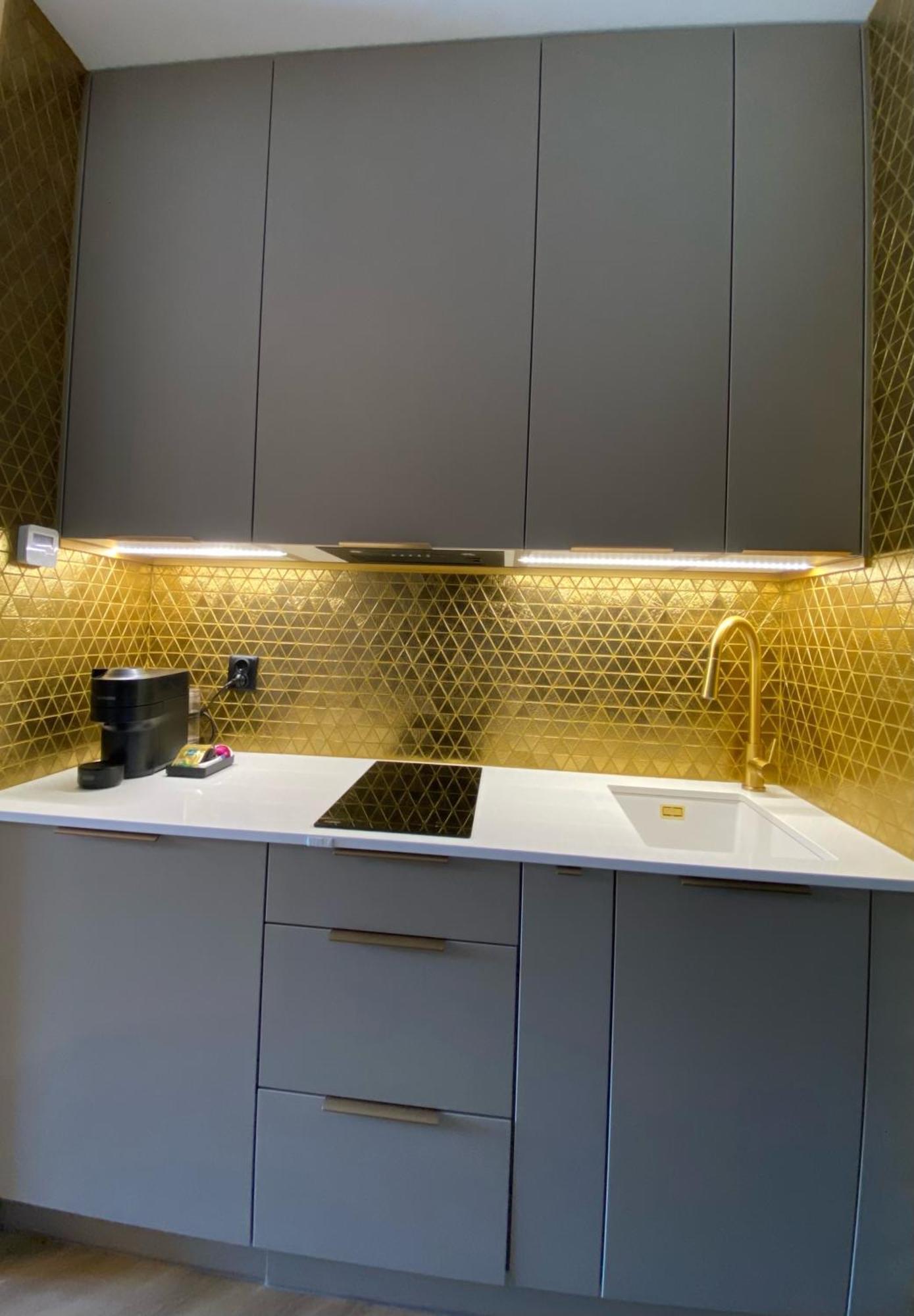 Lux By Torres At K39 *