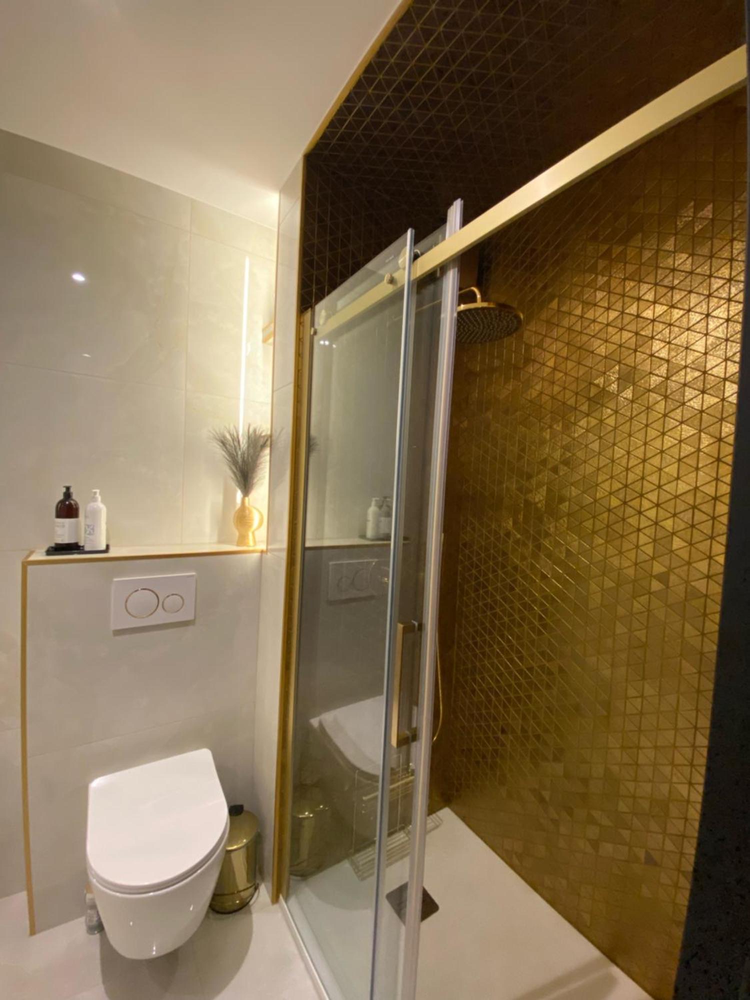 Lux By Torres At K39 Apartment